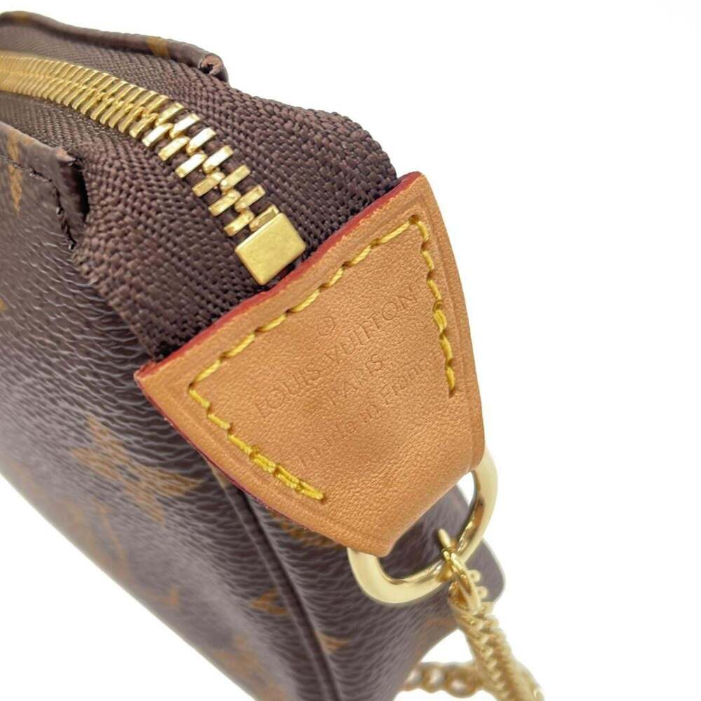 LOUIS VUITTON Brown Monogram Pochette Pouch - Picture 4 of 8